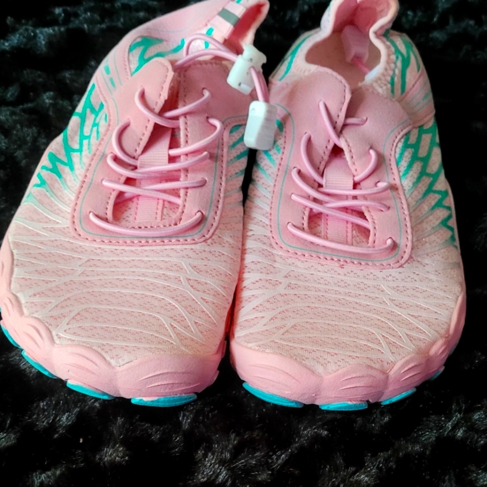 Barefoot Hiking/Walking Shoes.
